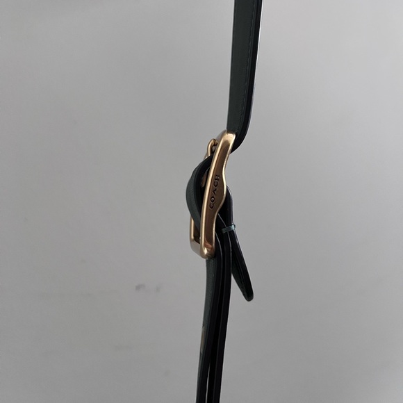 Coach Barrel Duffle - Picture 5 of 10